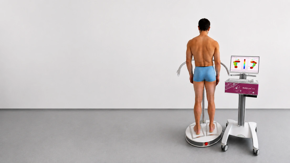 Verlinkt ist ein Video, welches einen Einführung über die Drehplatte mit Drucksensoren des 3D Scansystems BodyLux zeigt.